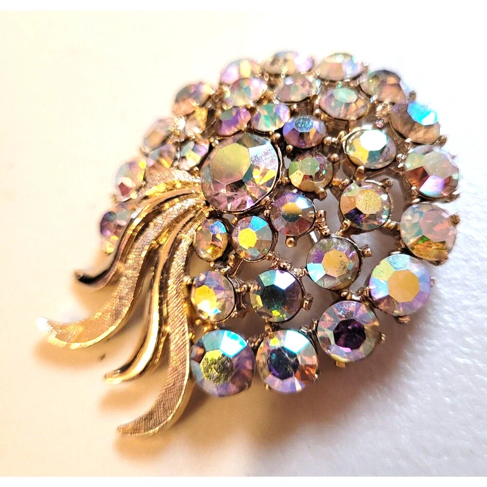 Signed ART Fiery Aurora Borealis Rhinestone Flower Pin Brooch Goldtone Metal MCM